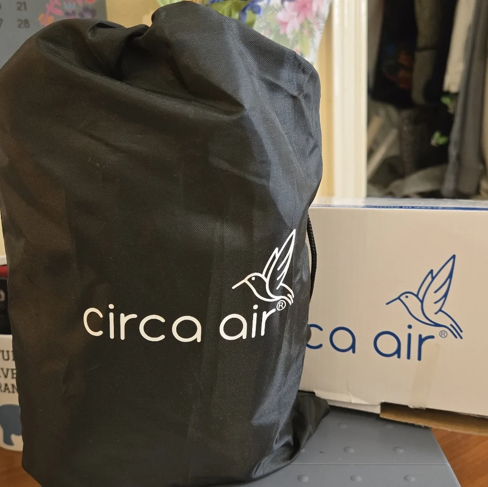 Circa Air Black Inflatable Wedge Pillow for Travel NEW Size:24